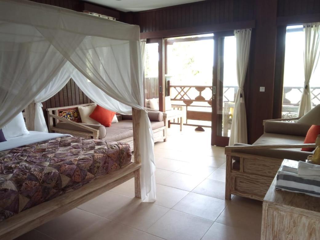 Bintang Munduk Hotel Exterior photo